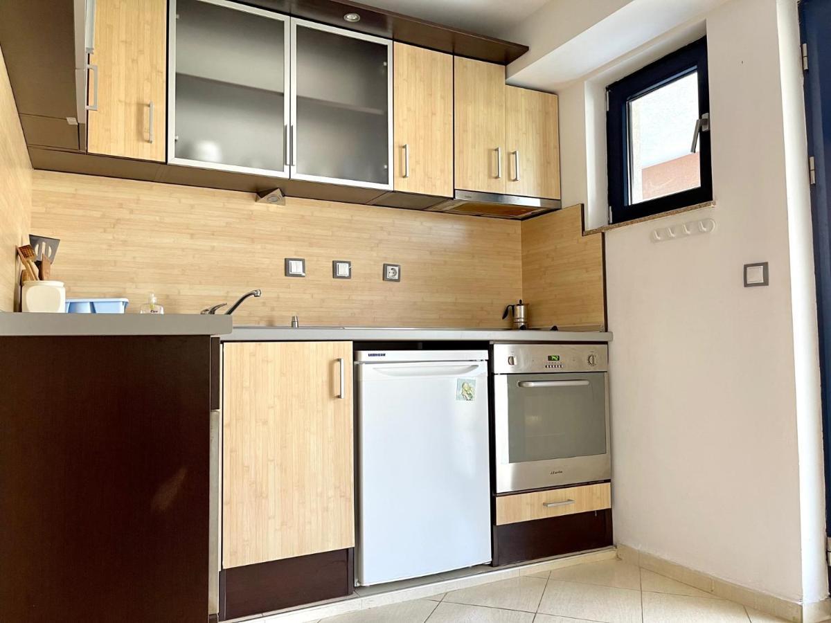 Guest House Daris โซโซโปล ภายนอก รูปภาพ